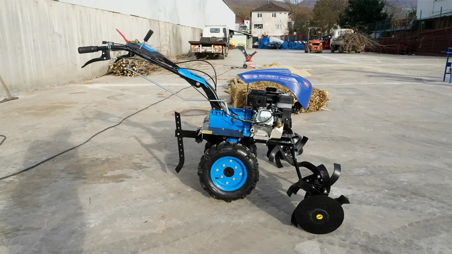 ŞİM-300B Çapa Makinesi
