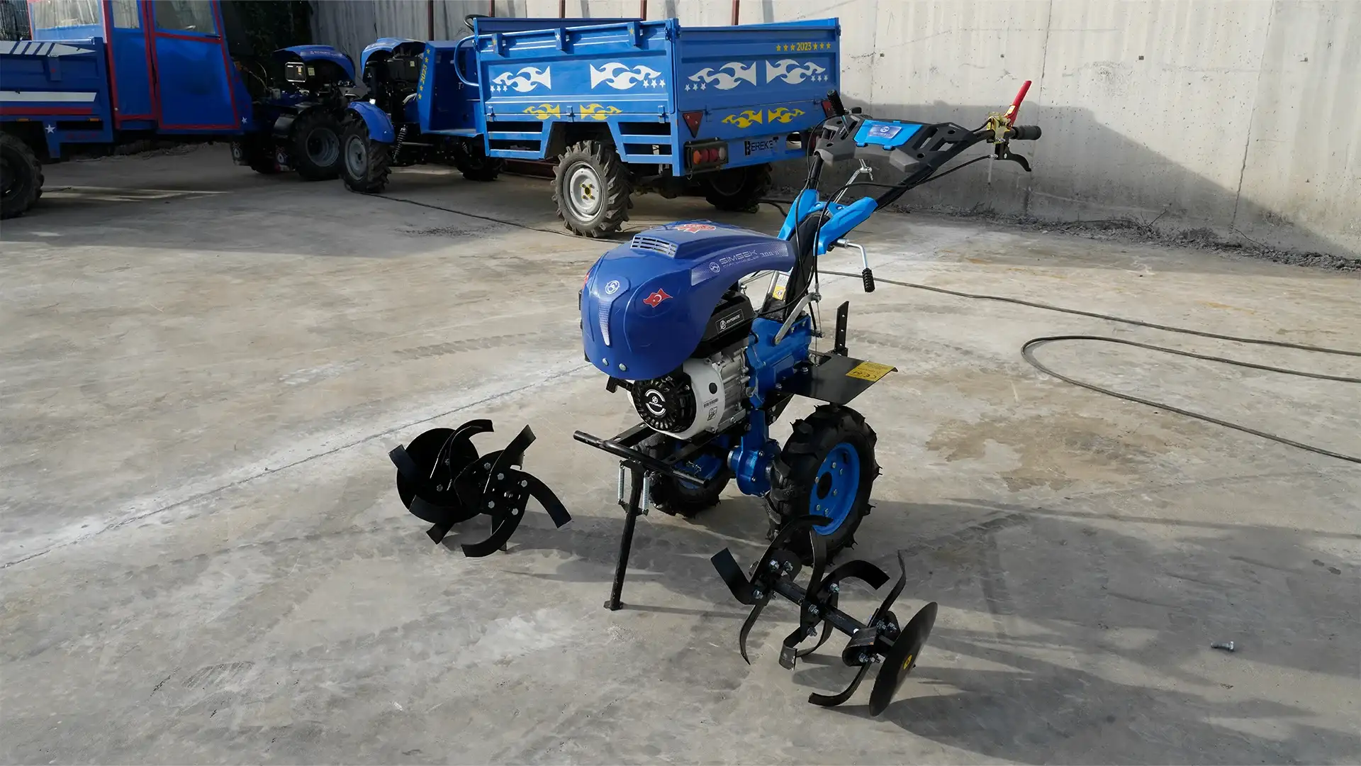 ŞİM-300B Çapa Makinesi